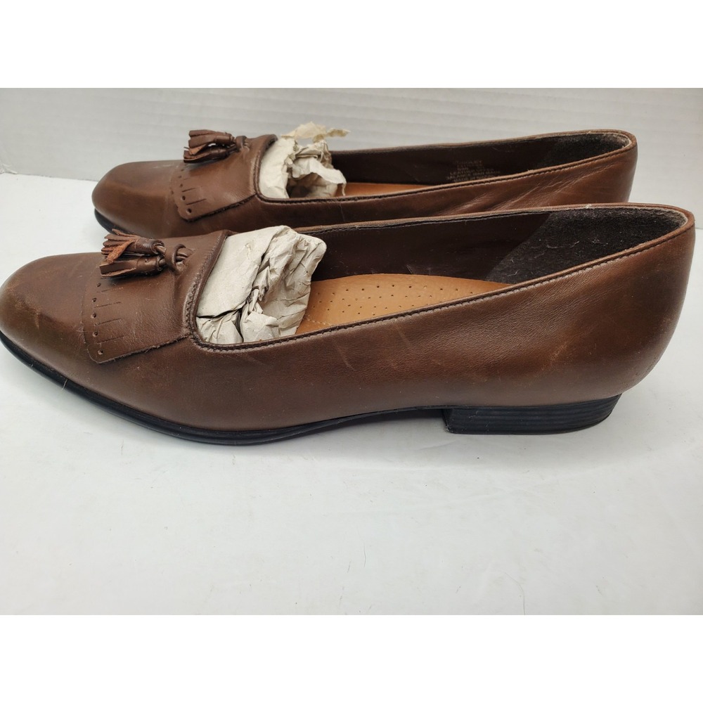 Naturalizer Cuddly Tootsie Roll Brown Leather Tassels Womens Size 8N Loafer Shoe - Picture 6 of 16